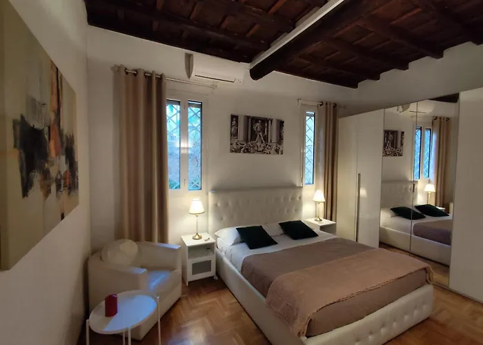 Cozy Navona * Rome